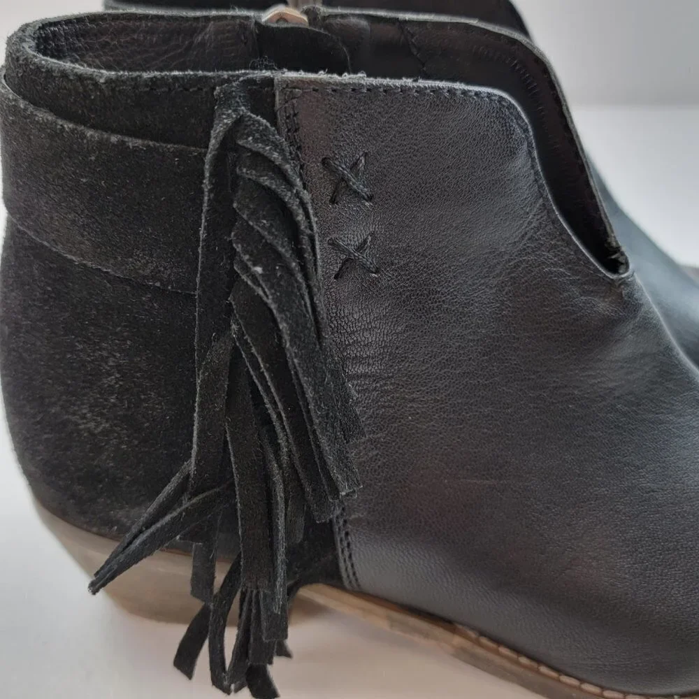 DIBA True Black Leather Fringe Bootie Women's 7.5 Block Heel 2